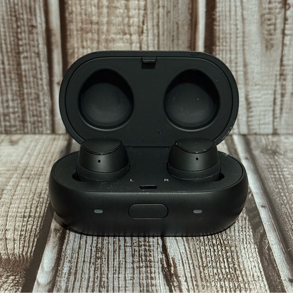 Samsung Gear IconX Cord Free Fitness Earbuds Black SM-R140 - Picture 1 of 4